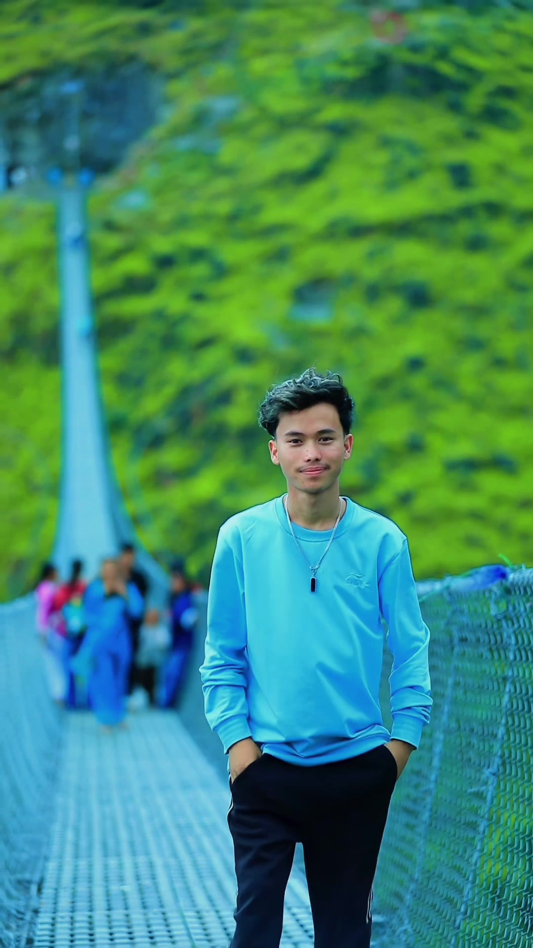 @CHARAN MAGAR 📸