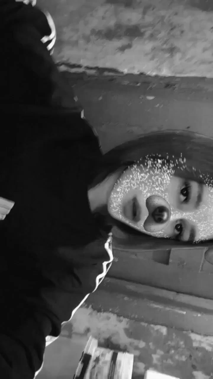 @:𝕸𝖎𝖗𝖆༒︎👀