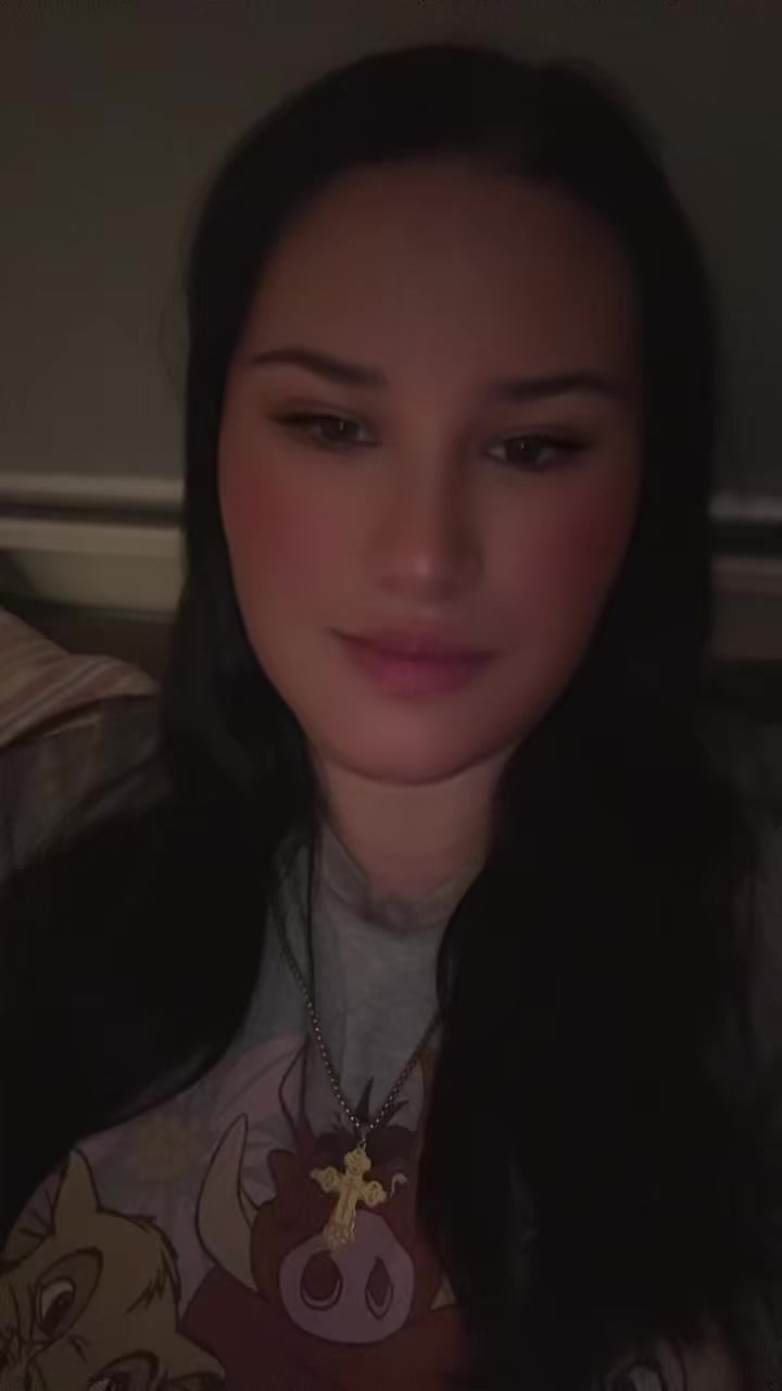 @__tinaaa1598__