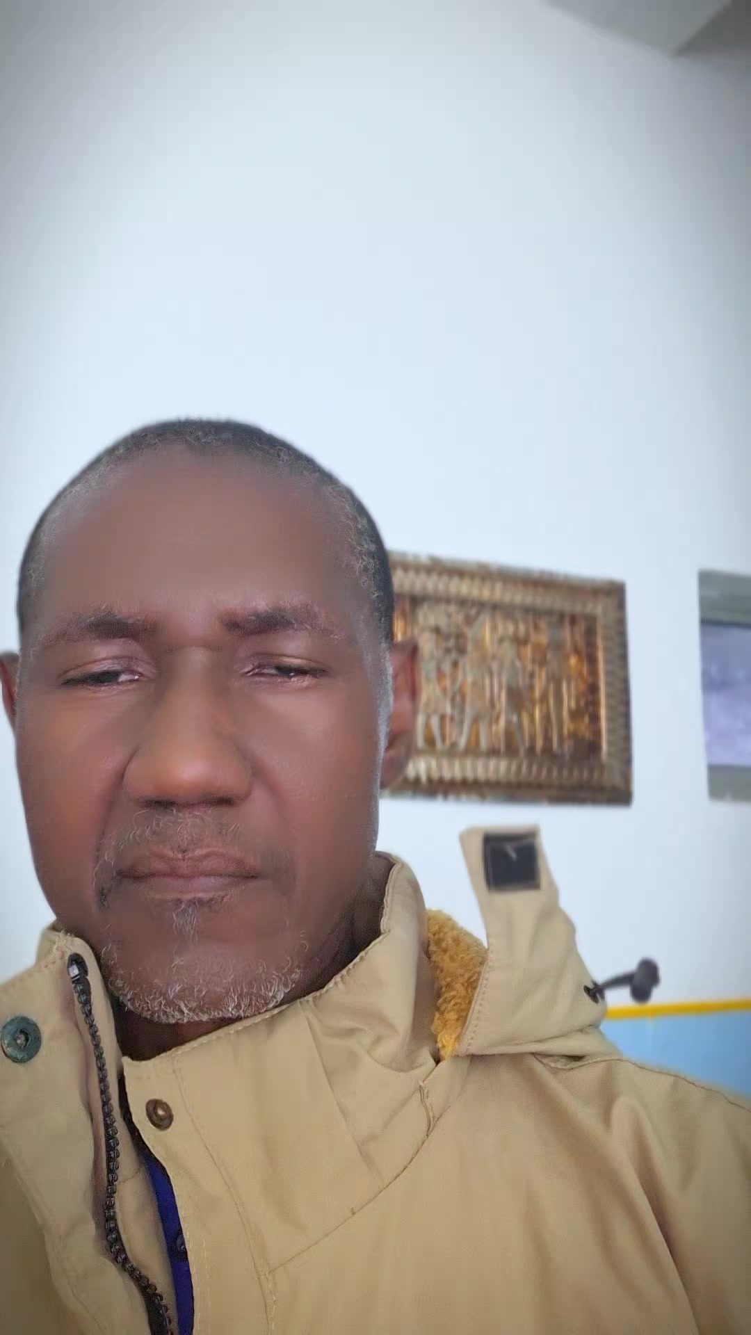 @T