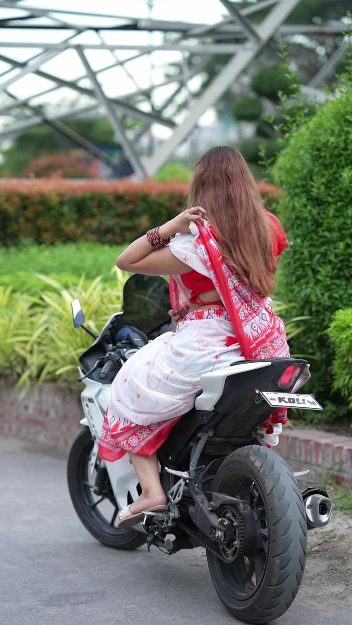 @Koli the lady biker