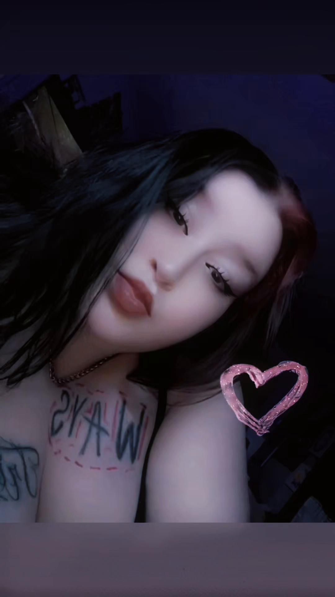 @moninextdoor25