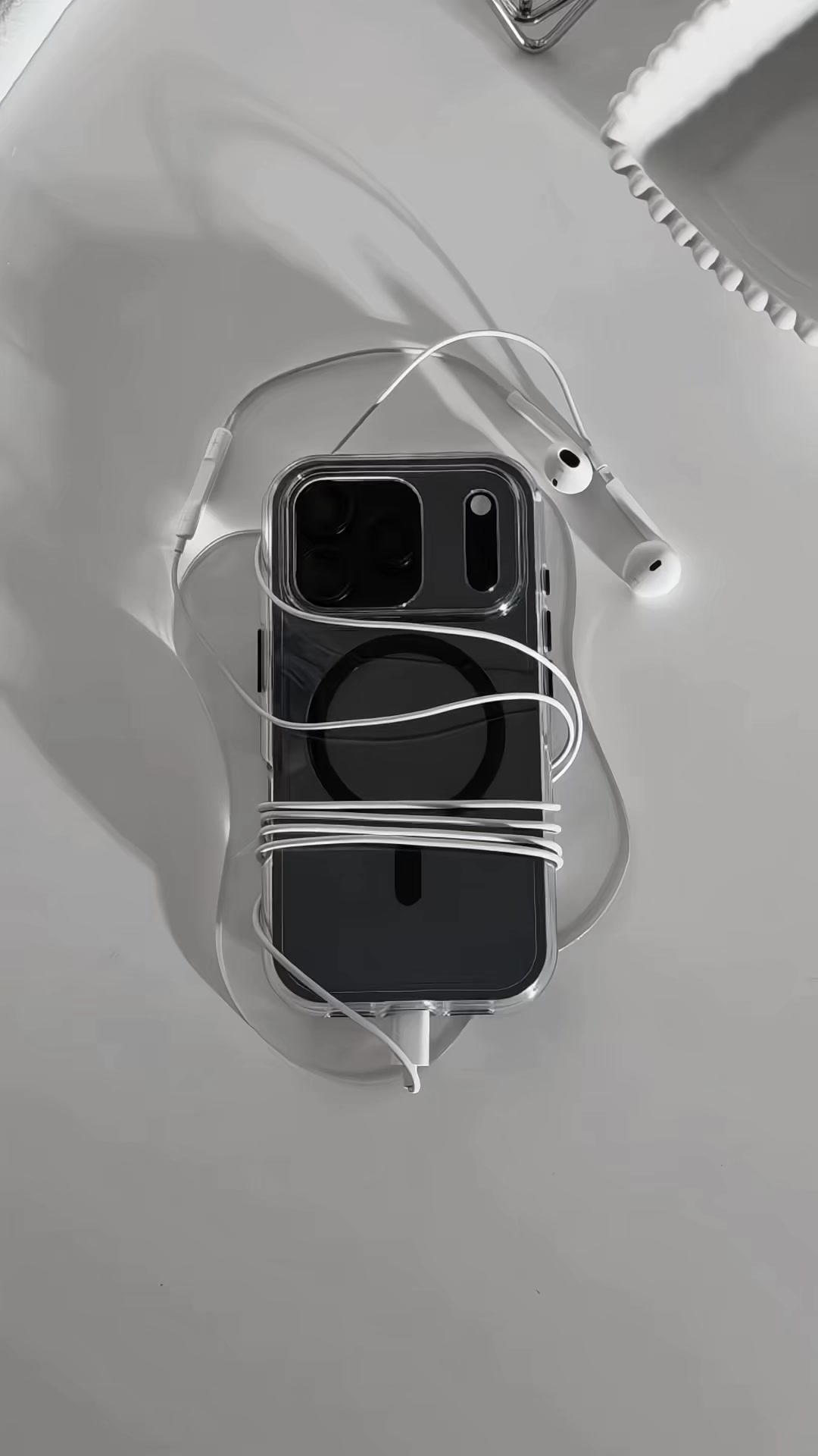 @𝑴𝑨𝑹𝑳𝑺 & 𝑪𝑶.