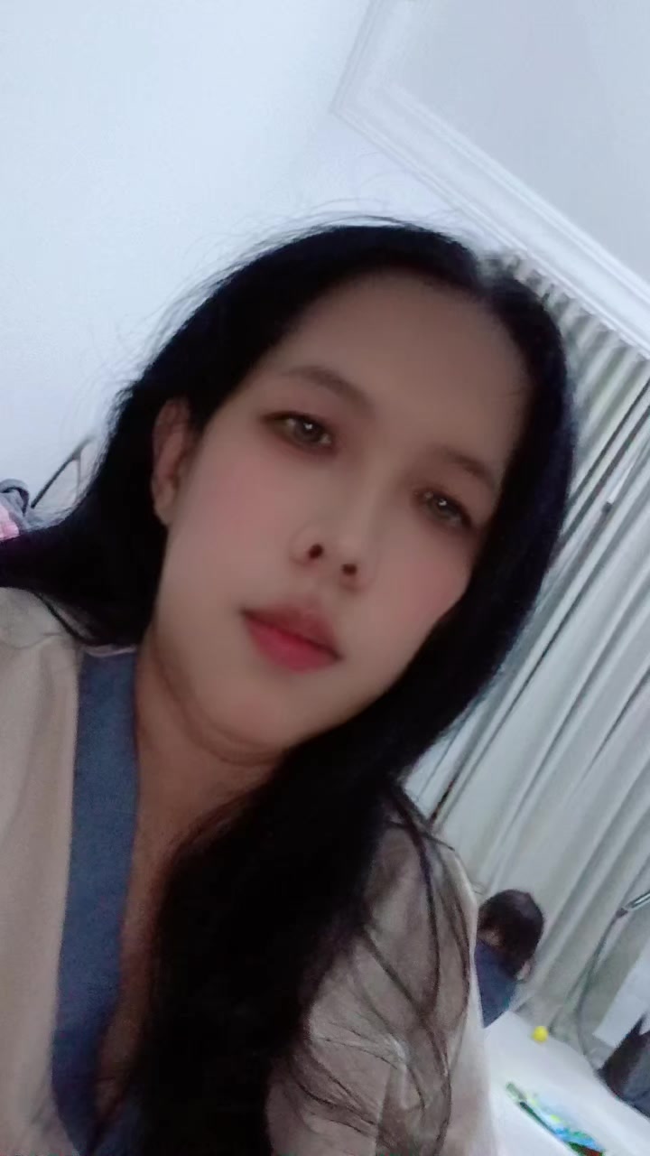 @Rossa Indah Esyeam
