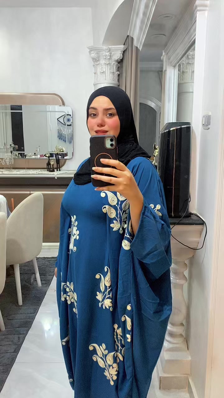 @منونه عروسه البحر……🧜🏼♀️🌊✨