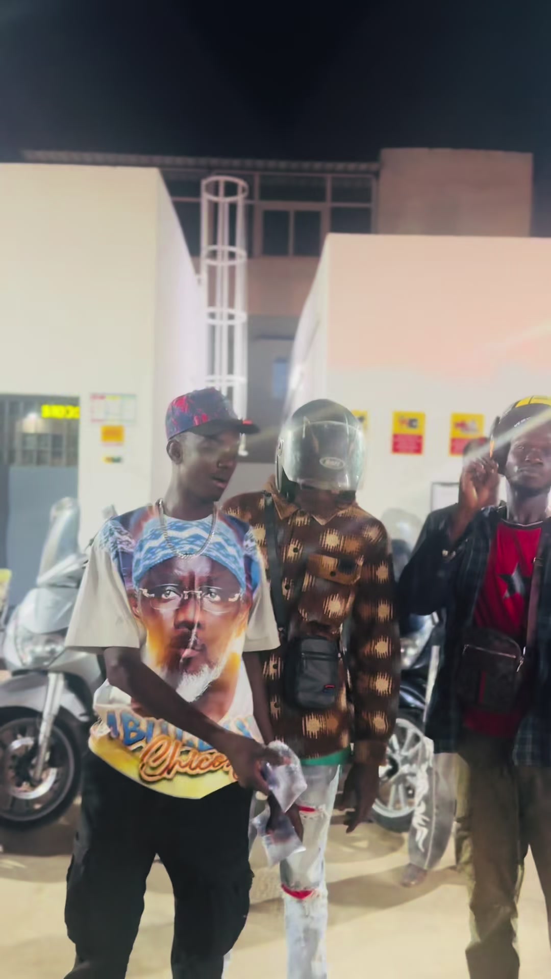 @CHEIKHOU YALLA BI🛵👑