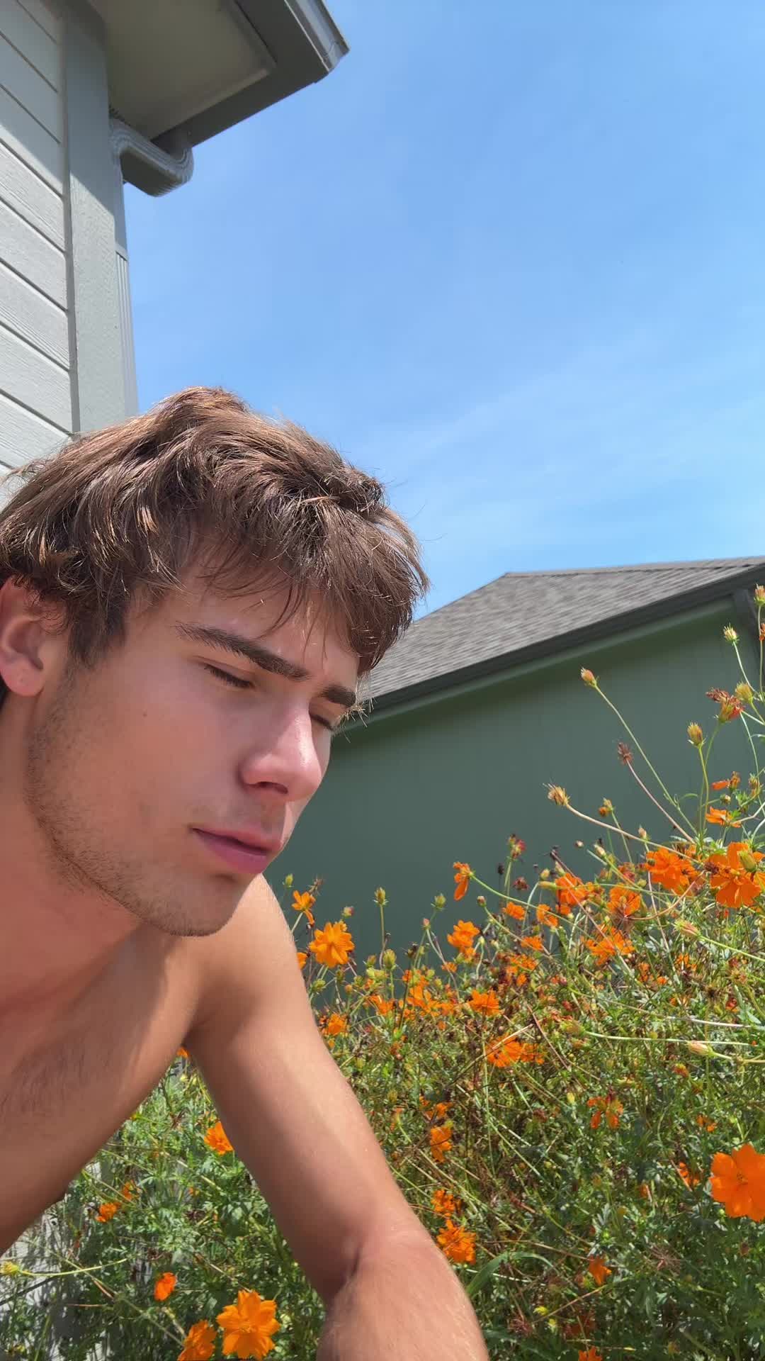 @whitesurfboy
