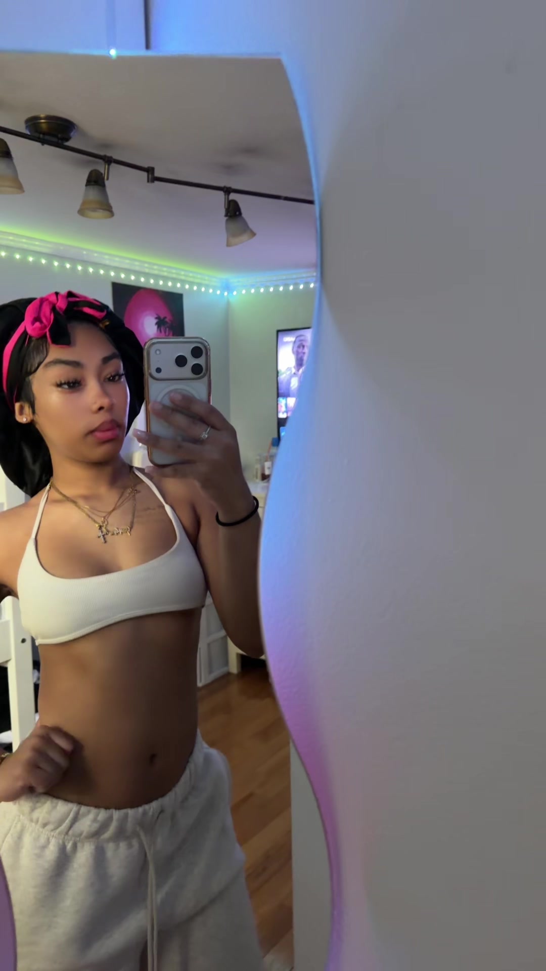 @🧞&zwj;♀️..