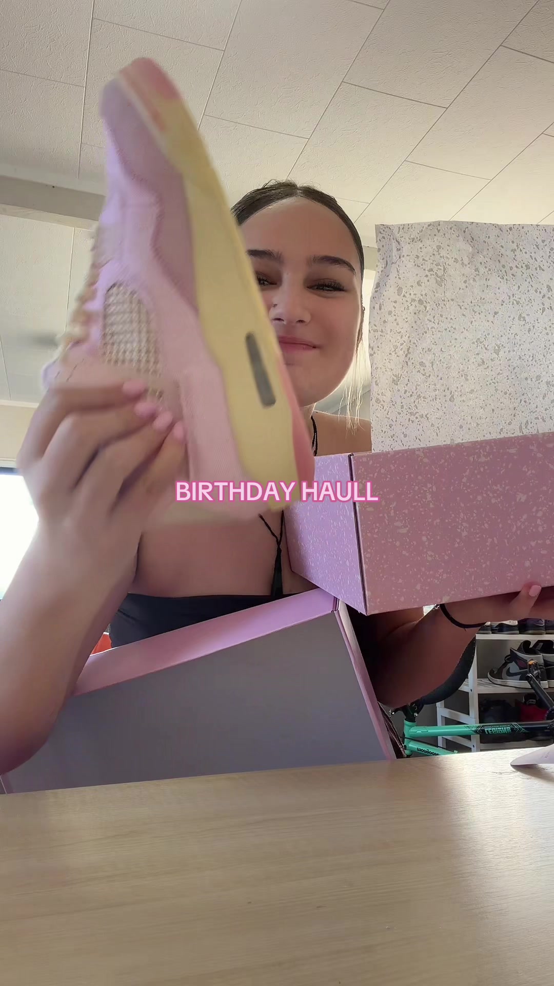 @Chlo🦕