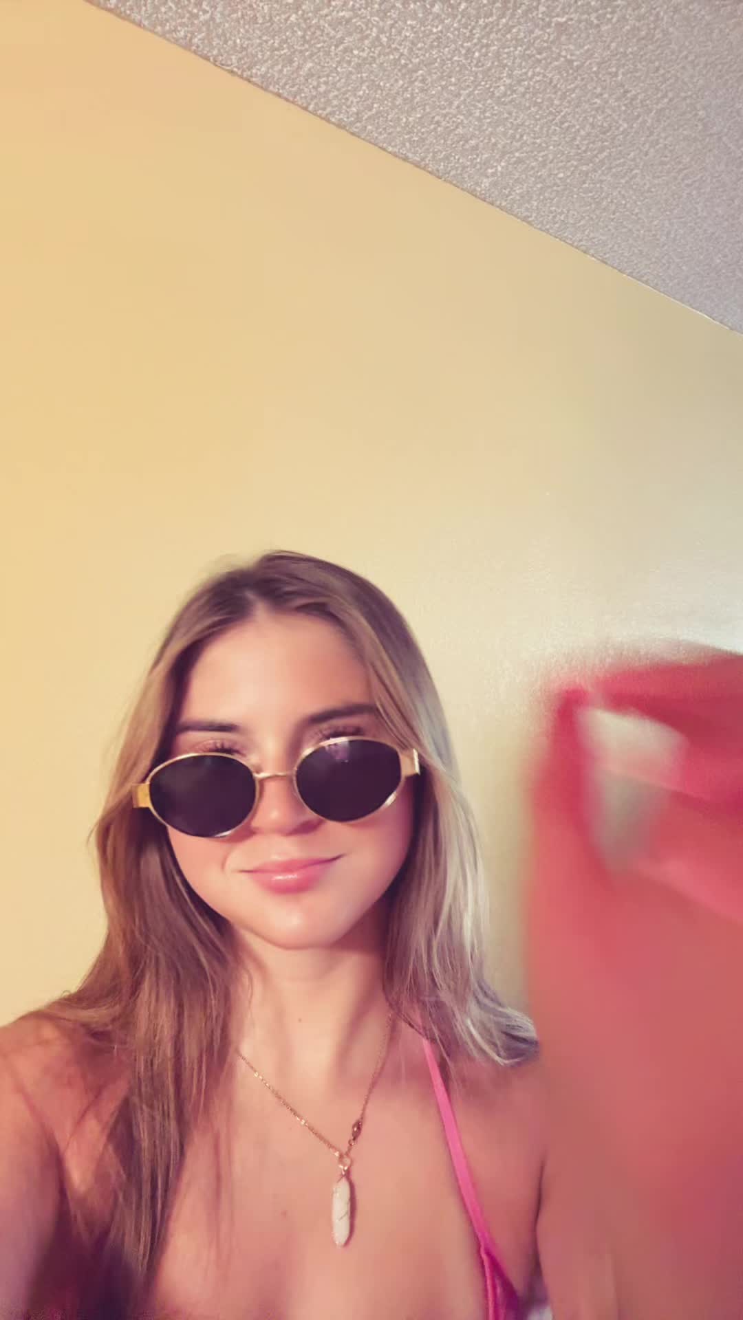 @ella