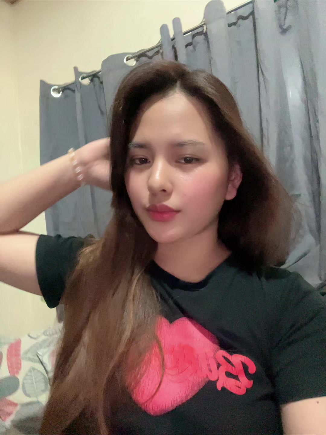 @strawberina19