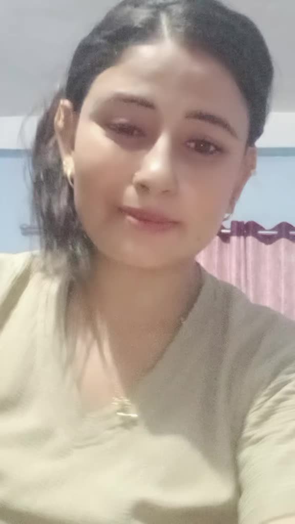 @Naina Kc915