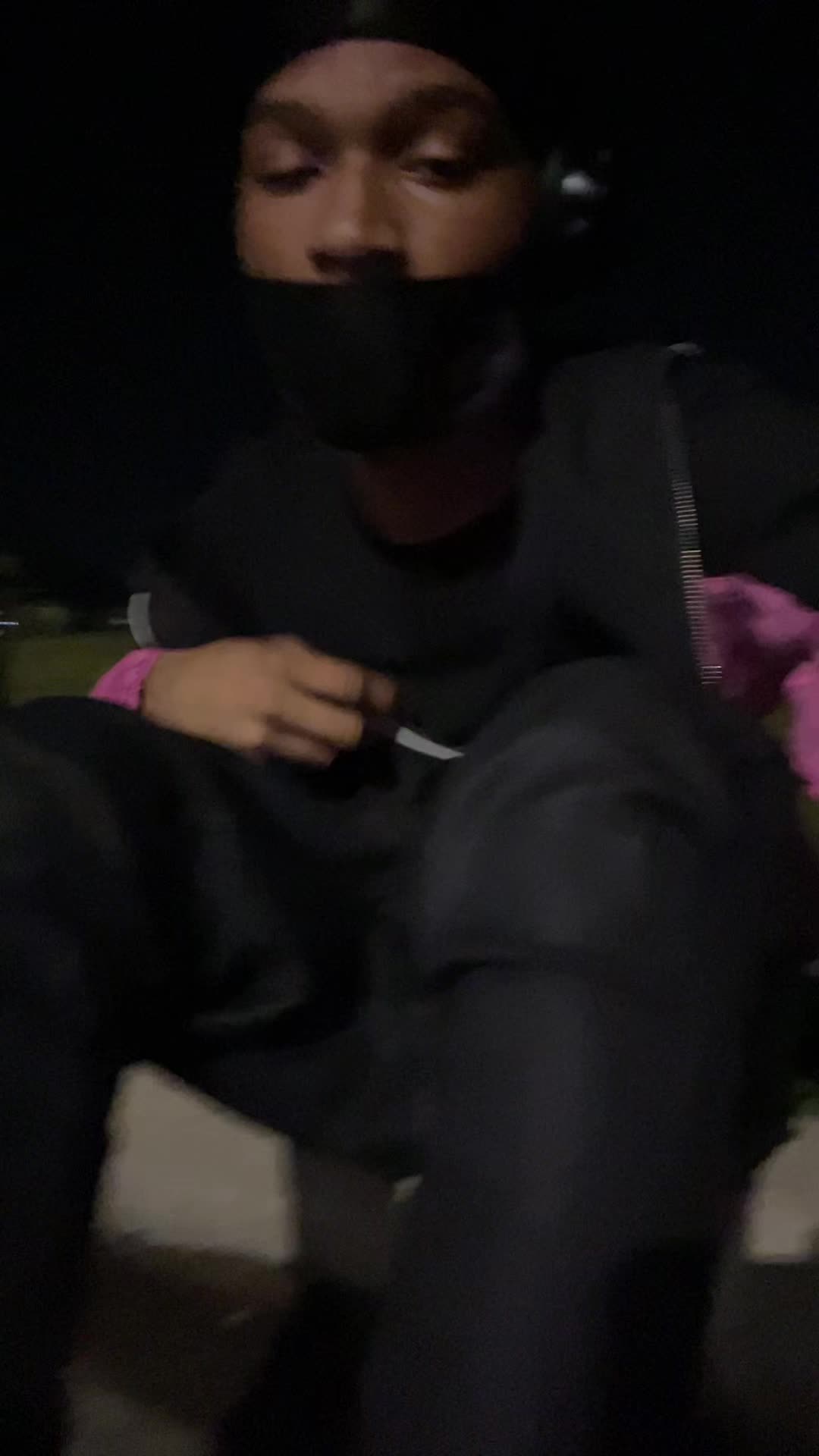 @Bj