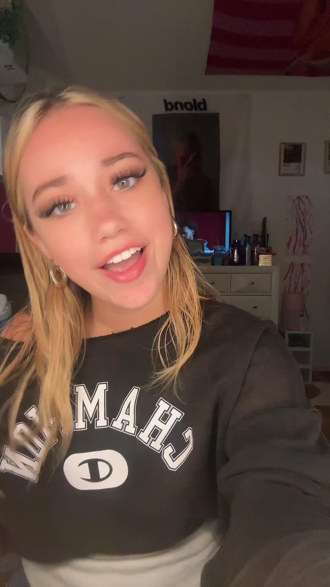 @mena.lux.delamatyr