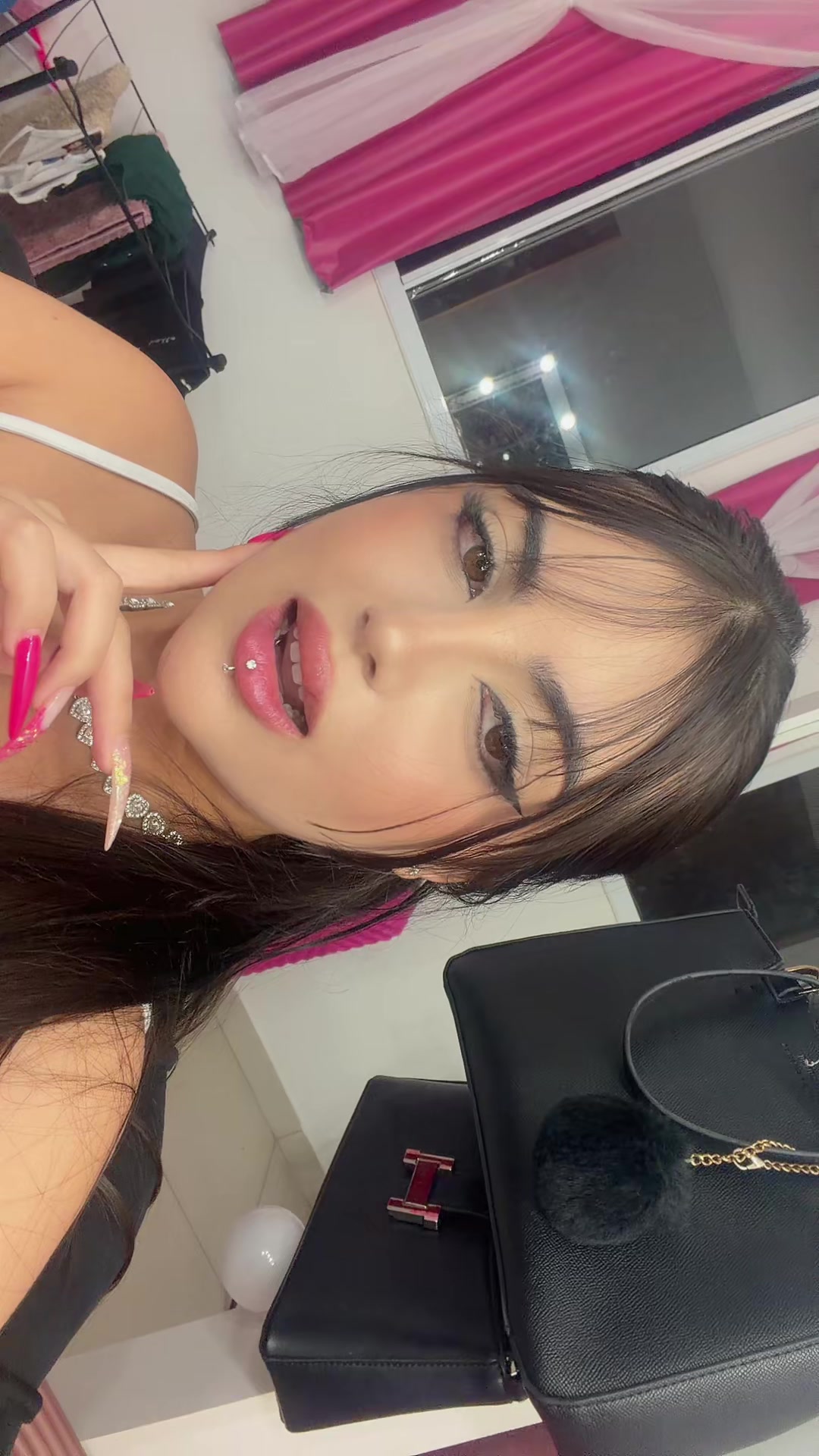 @Mia 🔥🖤