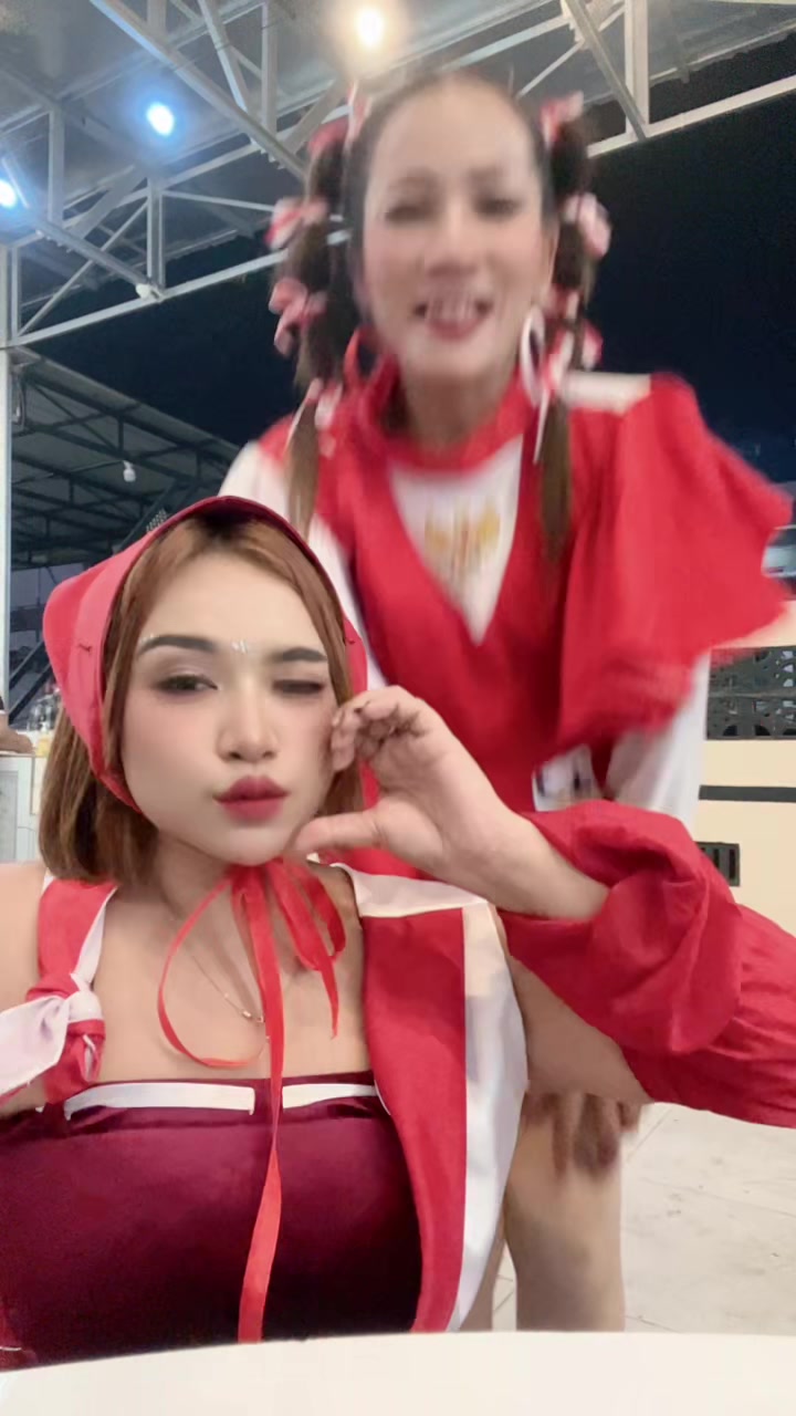 @julia frinella sari