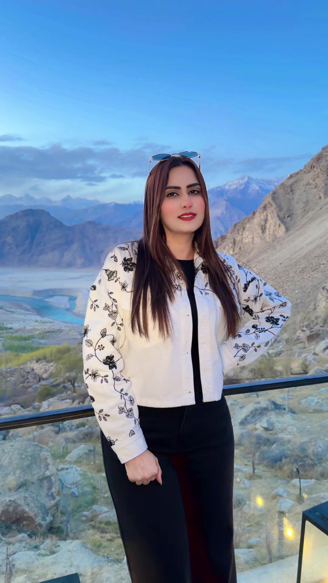 @ayeshakhan.ak11
