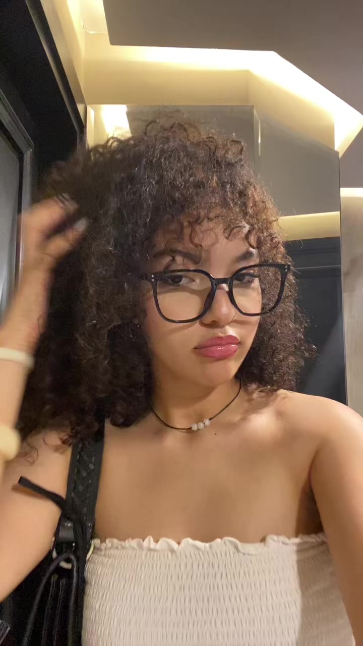 @Khxoxo