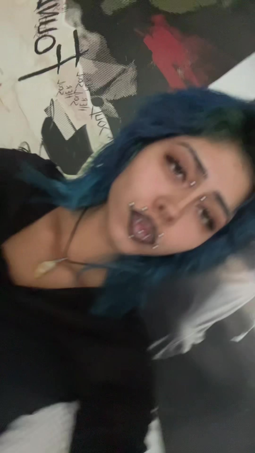 @🕷️