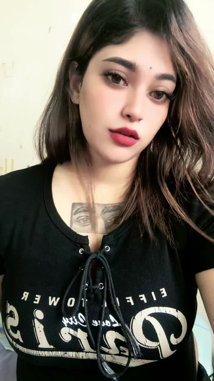 @𝓝𝓲𝓼𝓱𝓪 𓆩♡𓆪