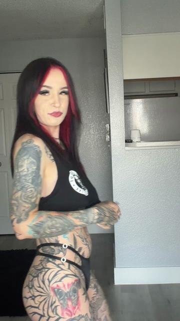 @vxnliz_