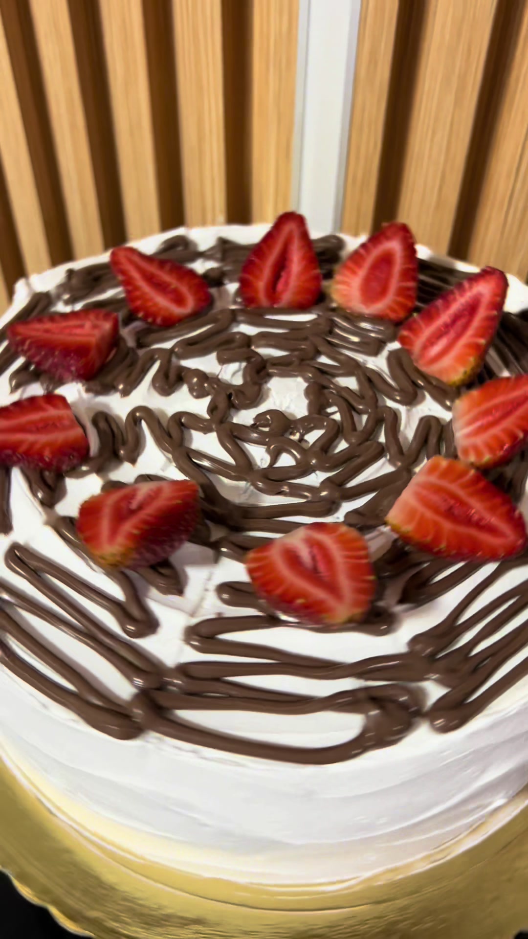 @Valviccake