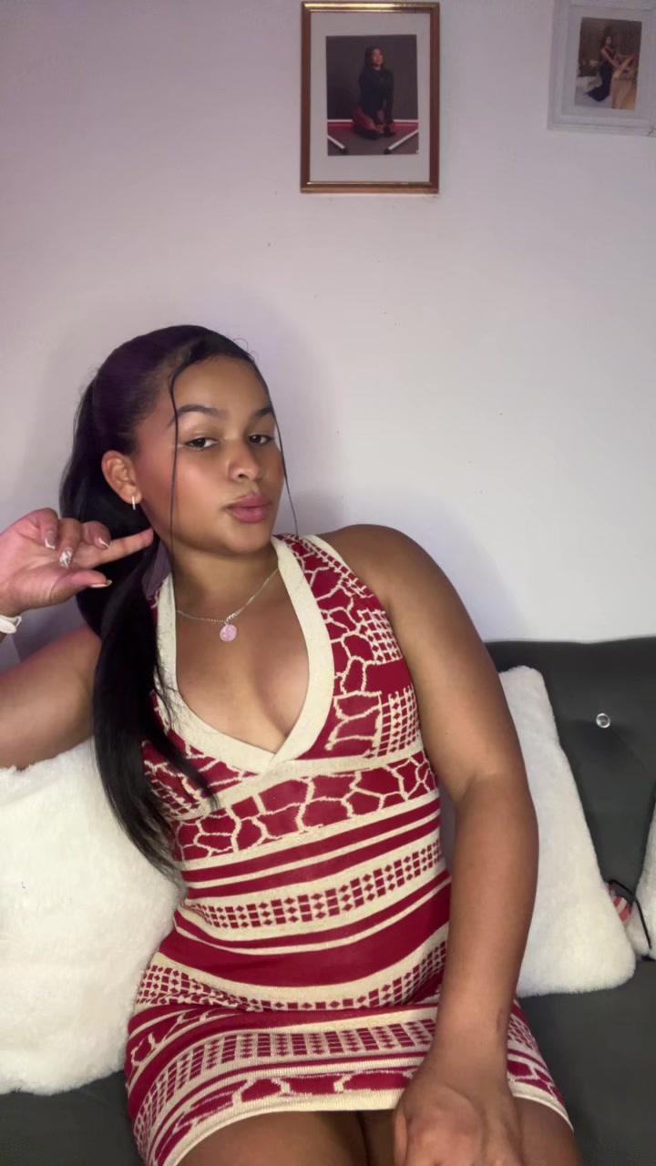@Lapeque&ntilde;a🦋