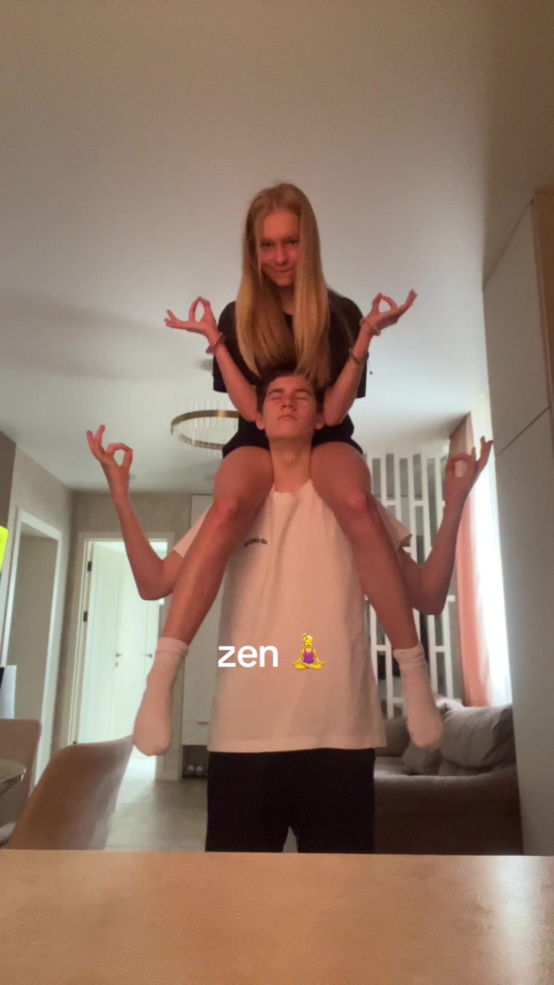 @mishel_liz