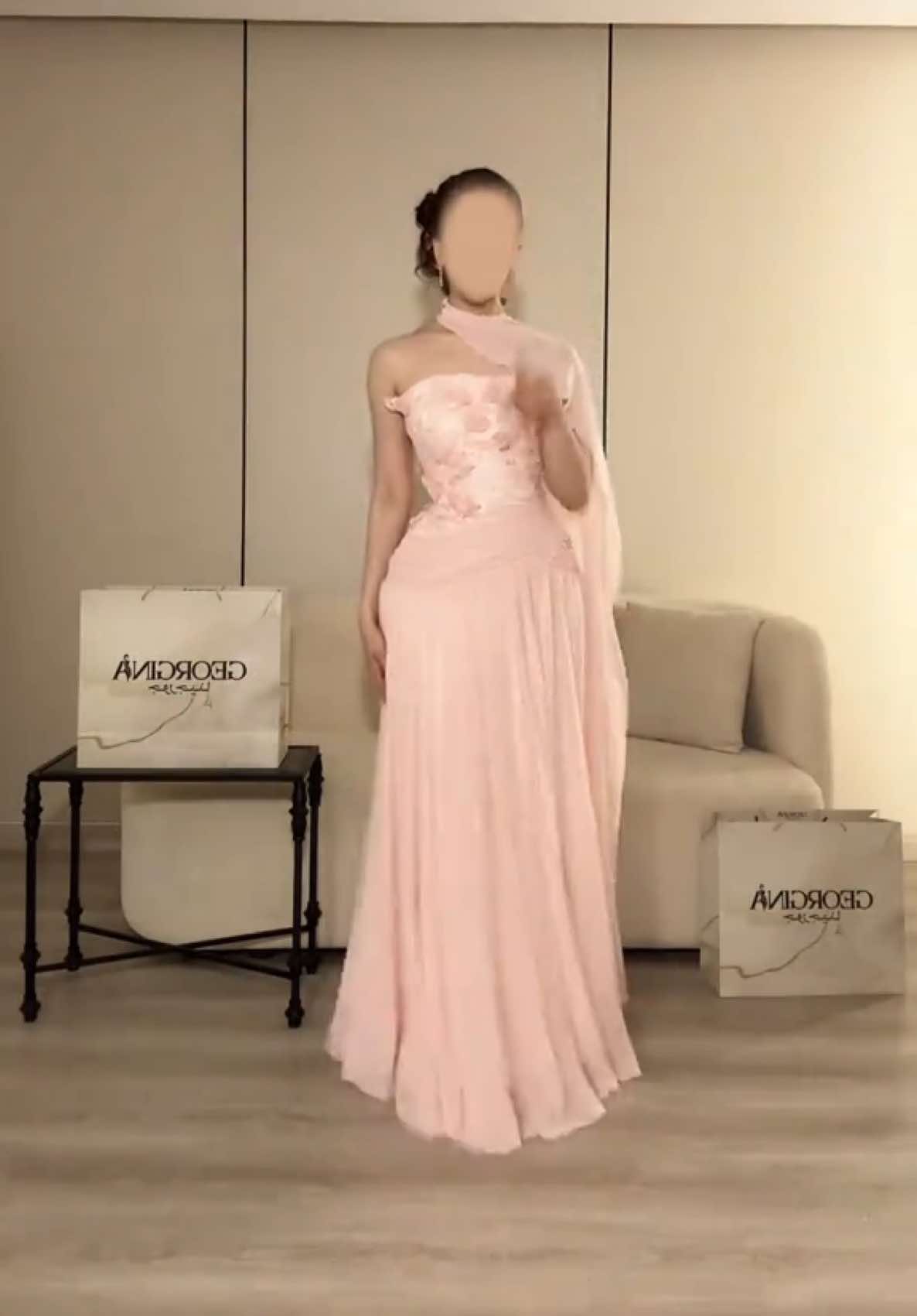 @جورجينا GEORGINA