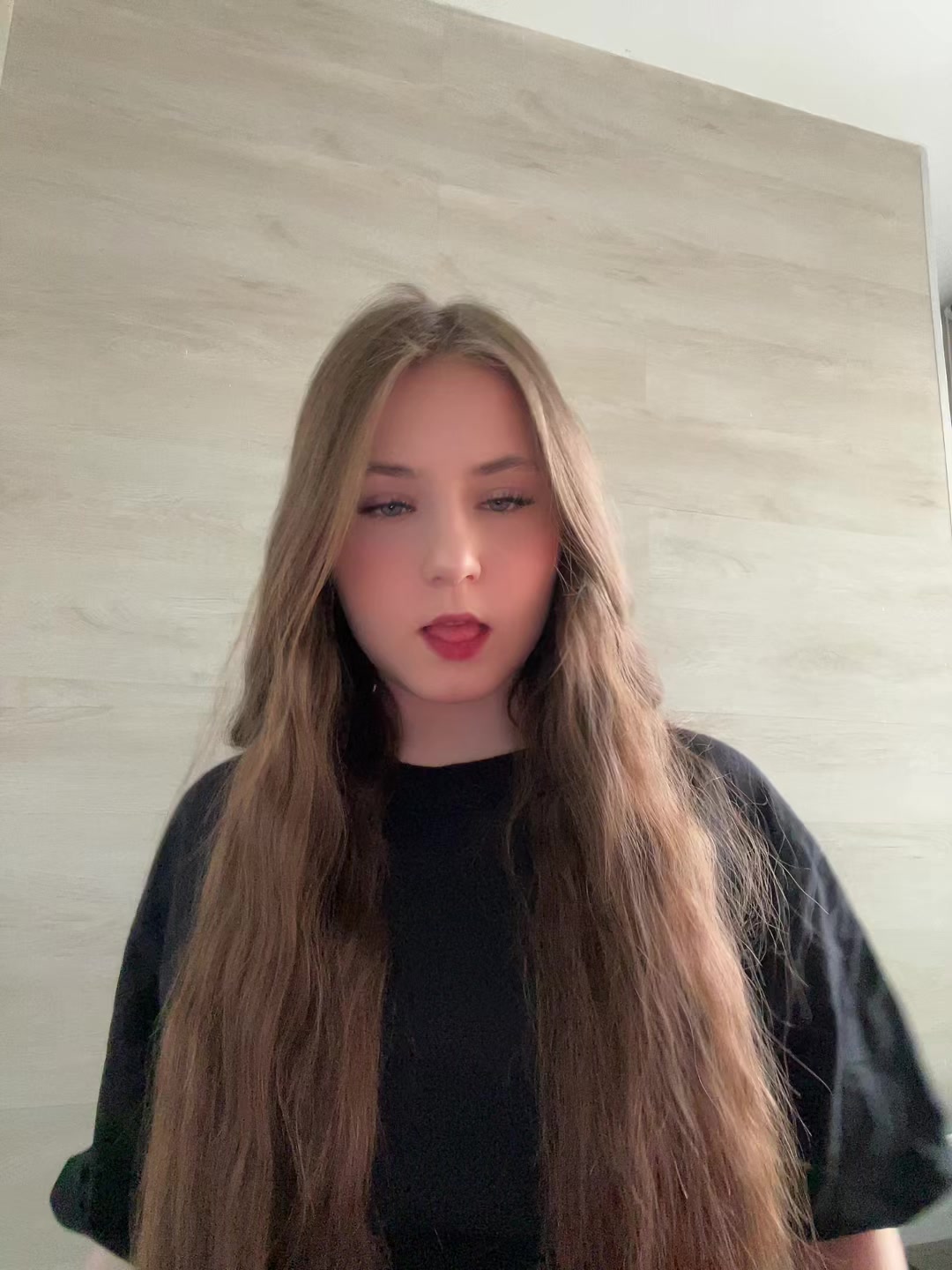 @Gelyyyy_ii