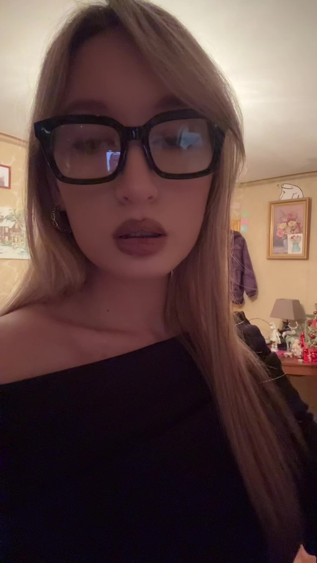 @. ᅠᅠᅠᅠ