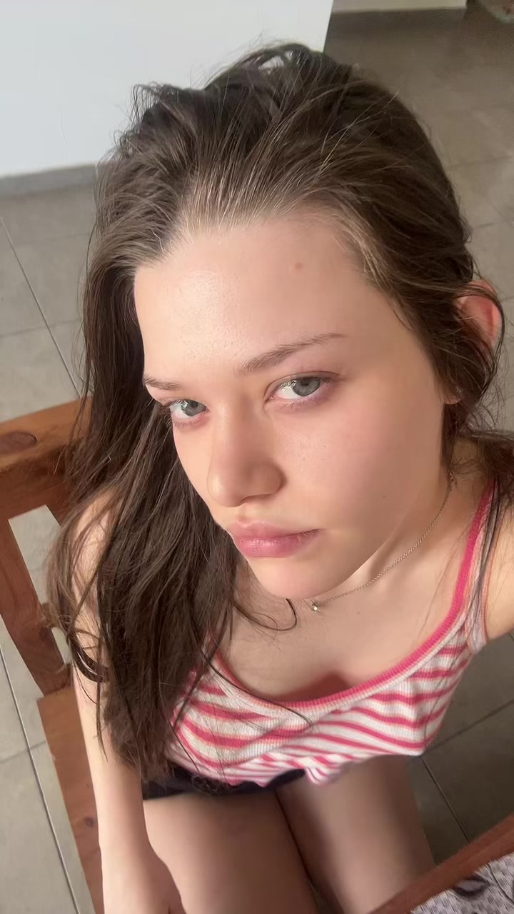 @Laragff