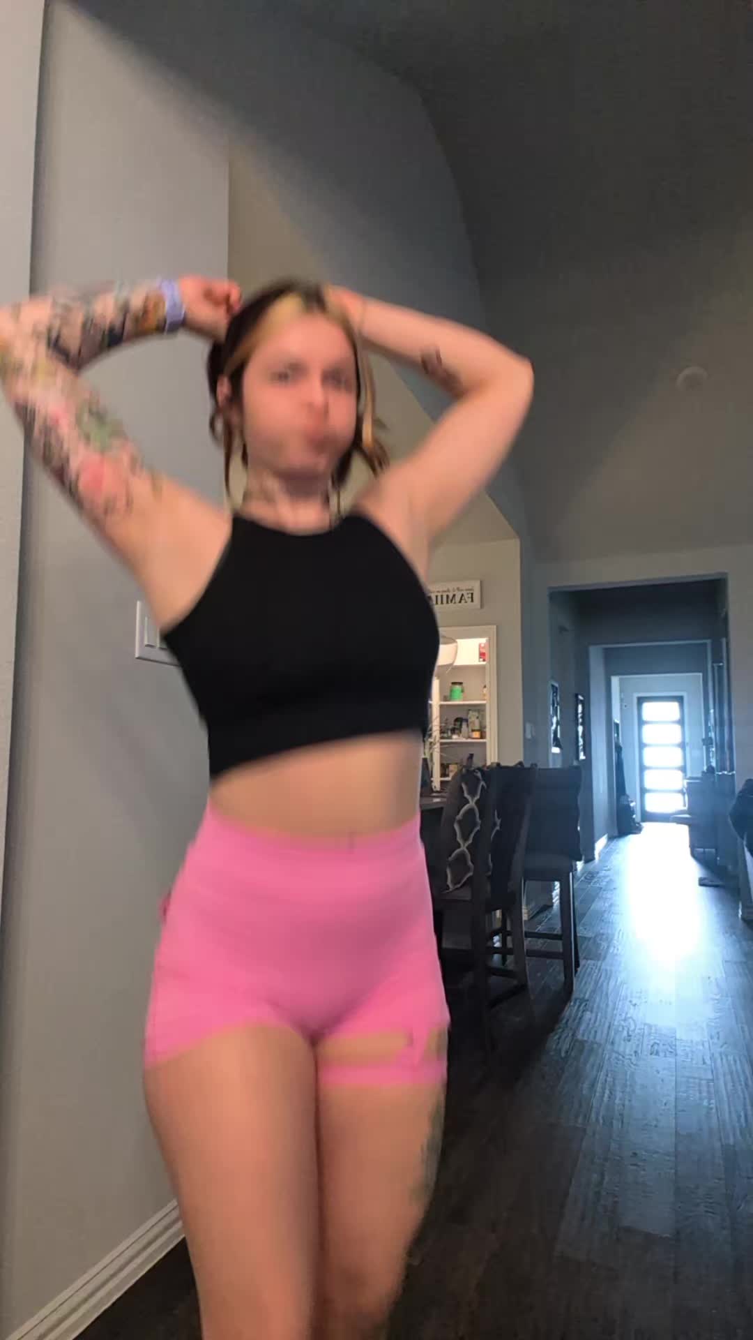 @BibbidiBobiBoo | Streamer