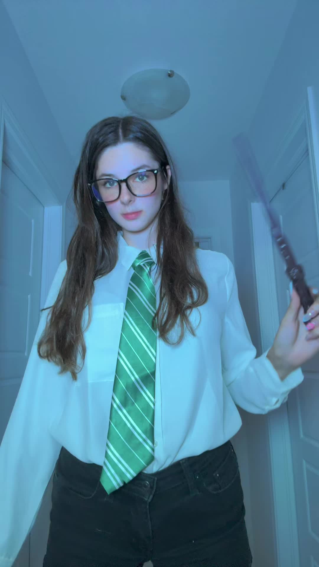 @EllaBloom