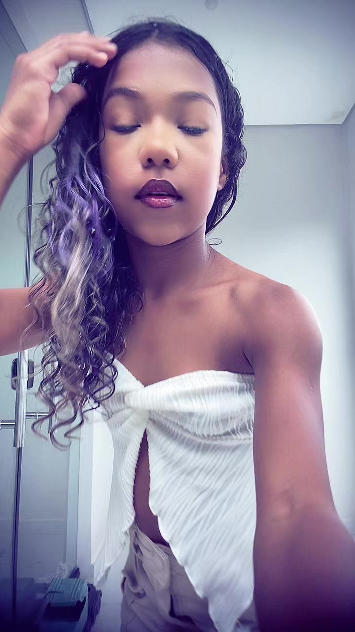 @vier4szz_ 1