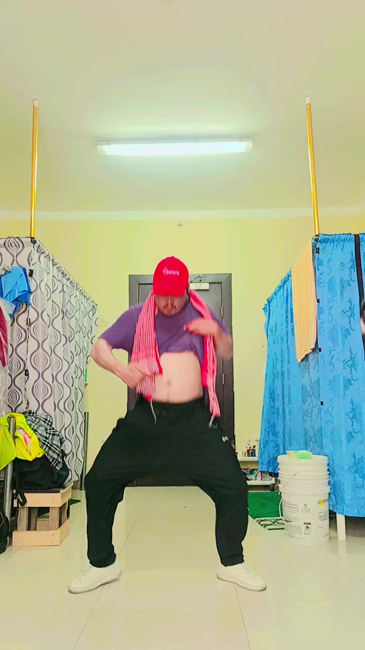 @[ B.G ] >Man < [🕑] danc🇶🇦