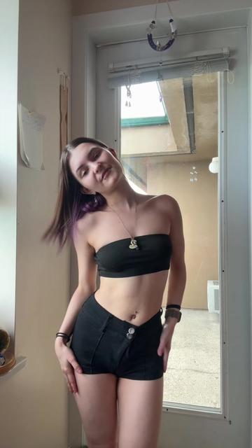 @Baylee 💜🇨🇦