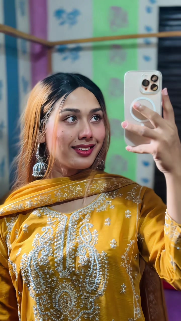 @Rihiya Rihi