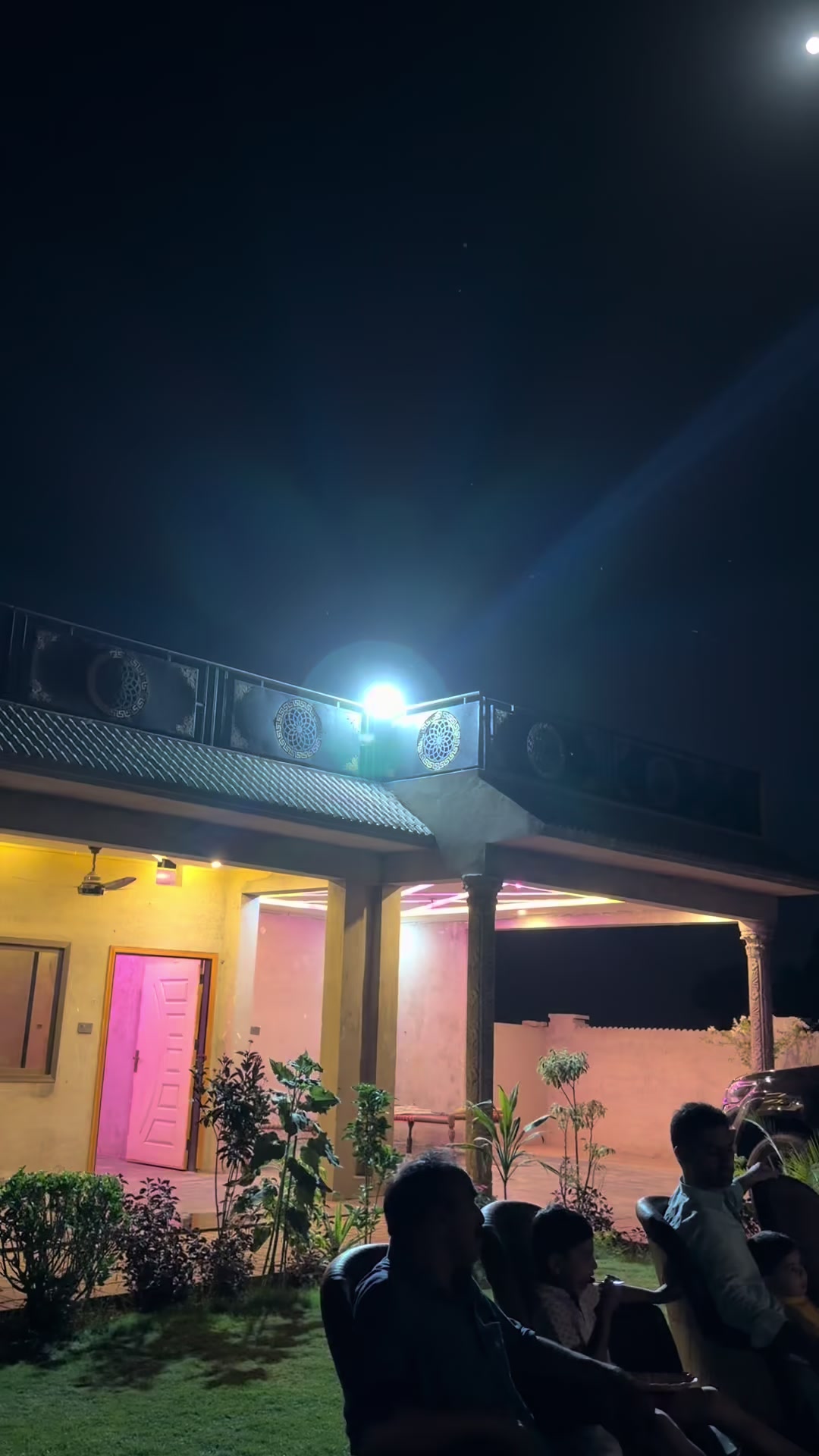 @Maلik Maسood💫