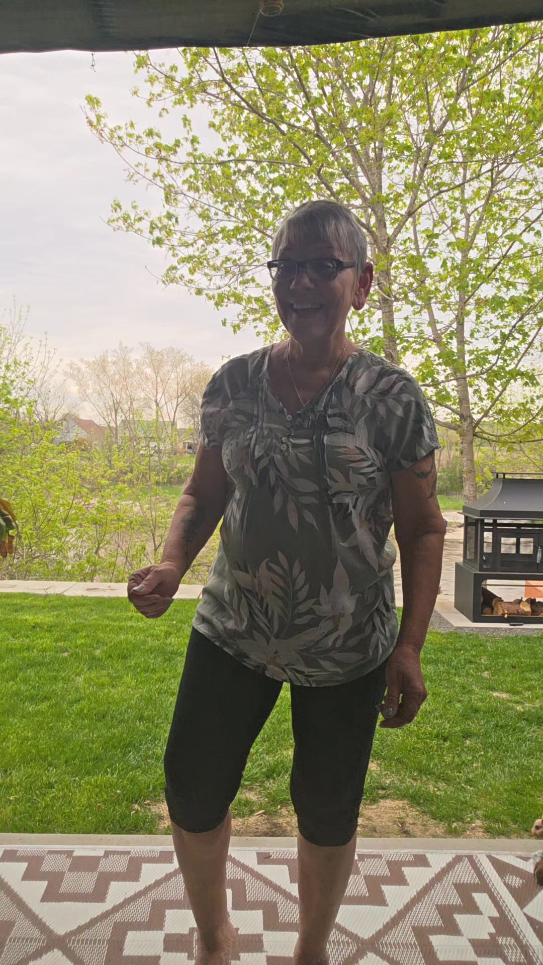 @Yvette Lapensée 🇨🇦