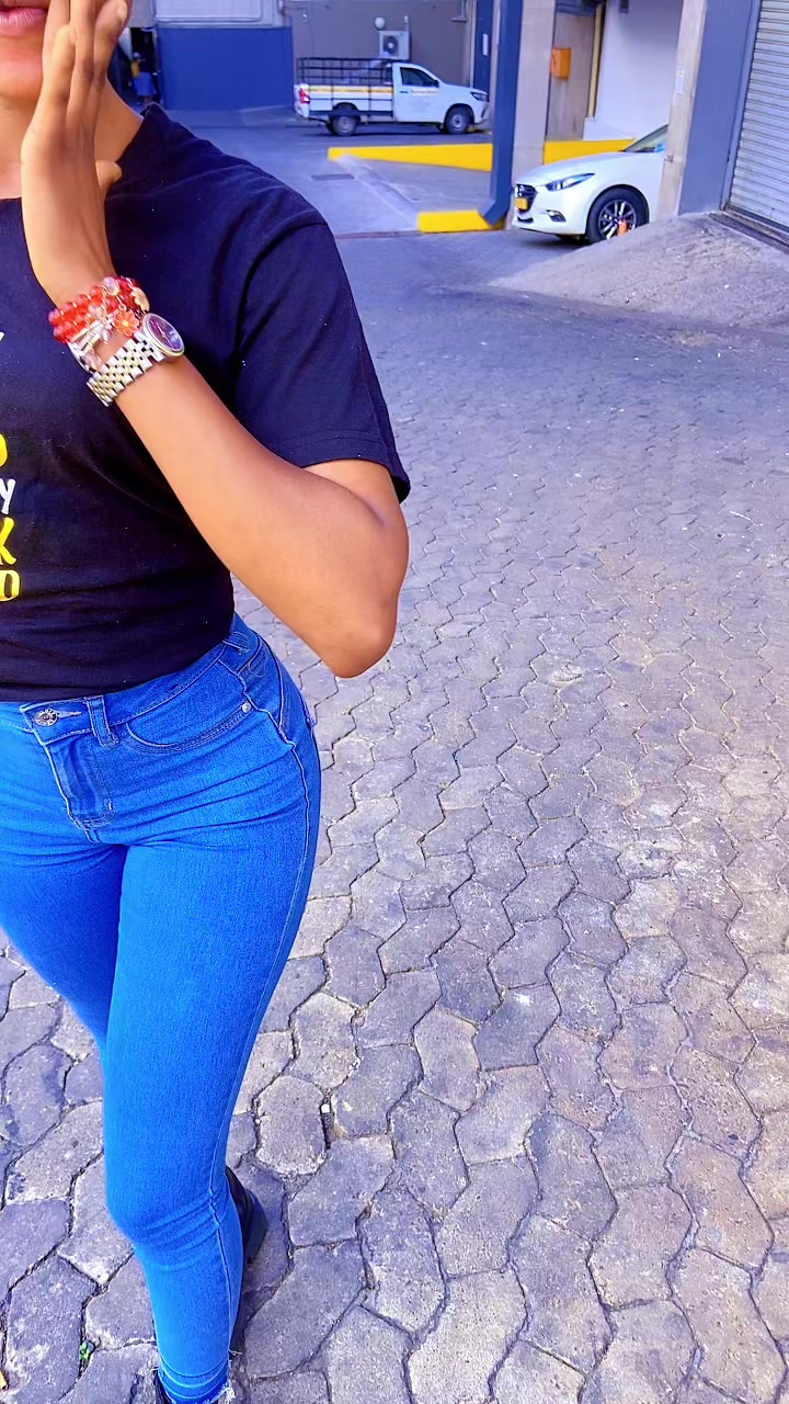 @Vellushair@🇳🇦