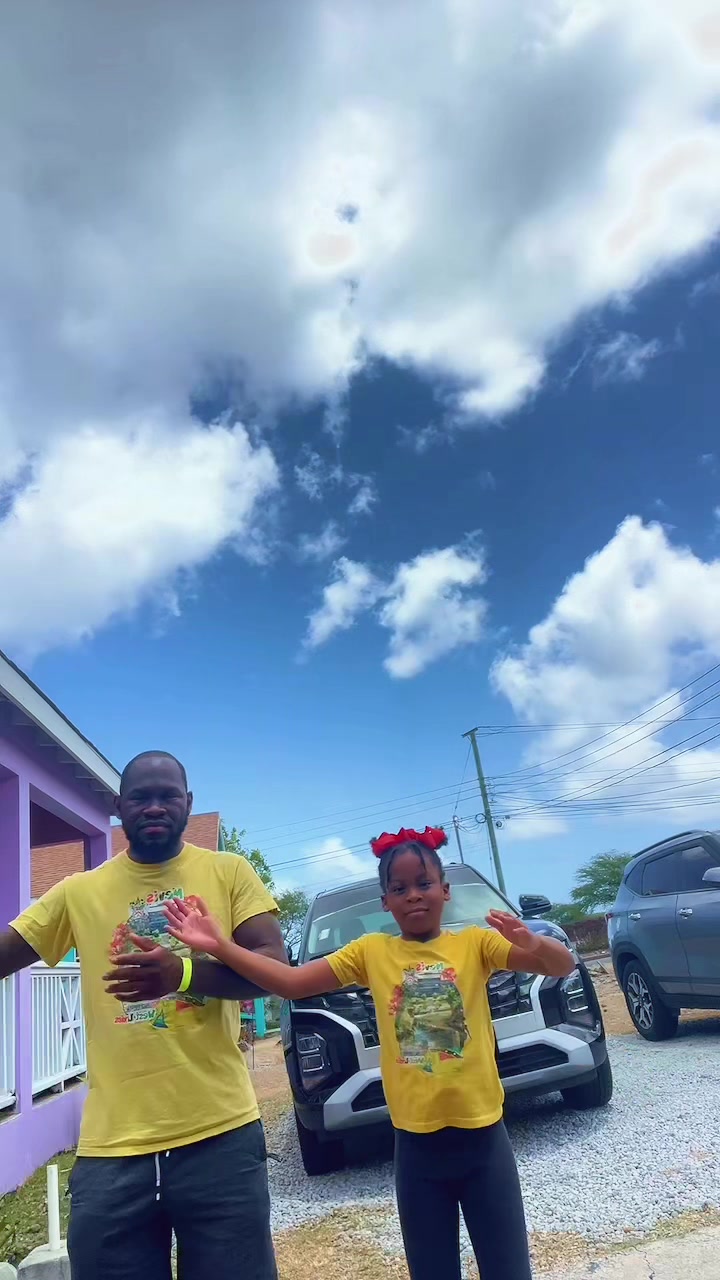 @Island Buzz Tours Nevis