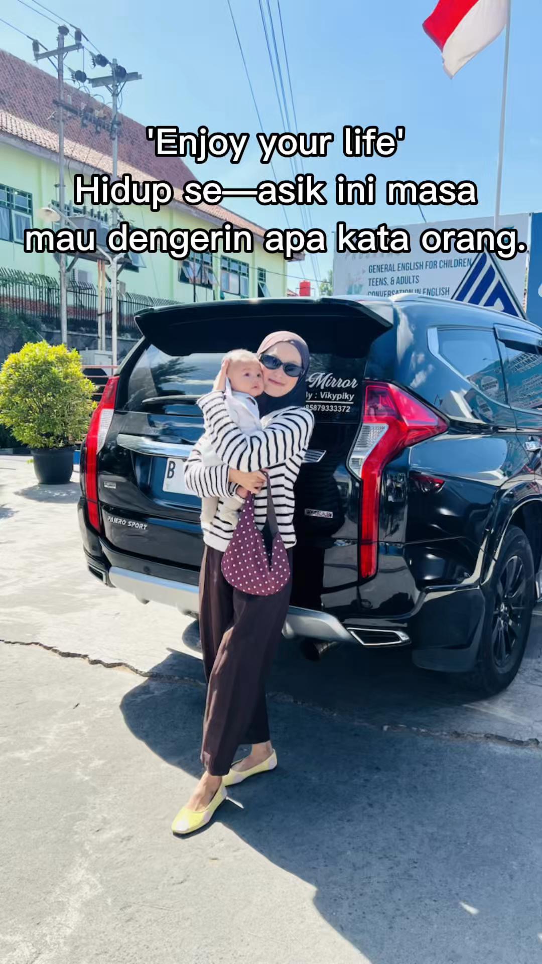 @Vikypiky