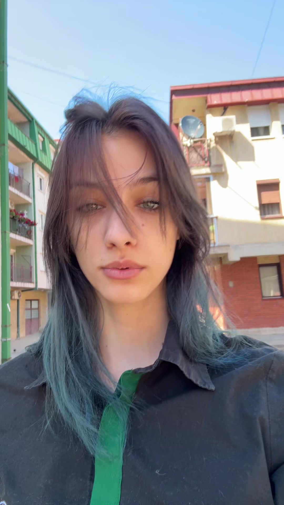 @niuv