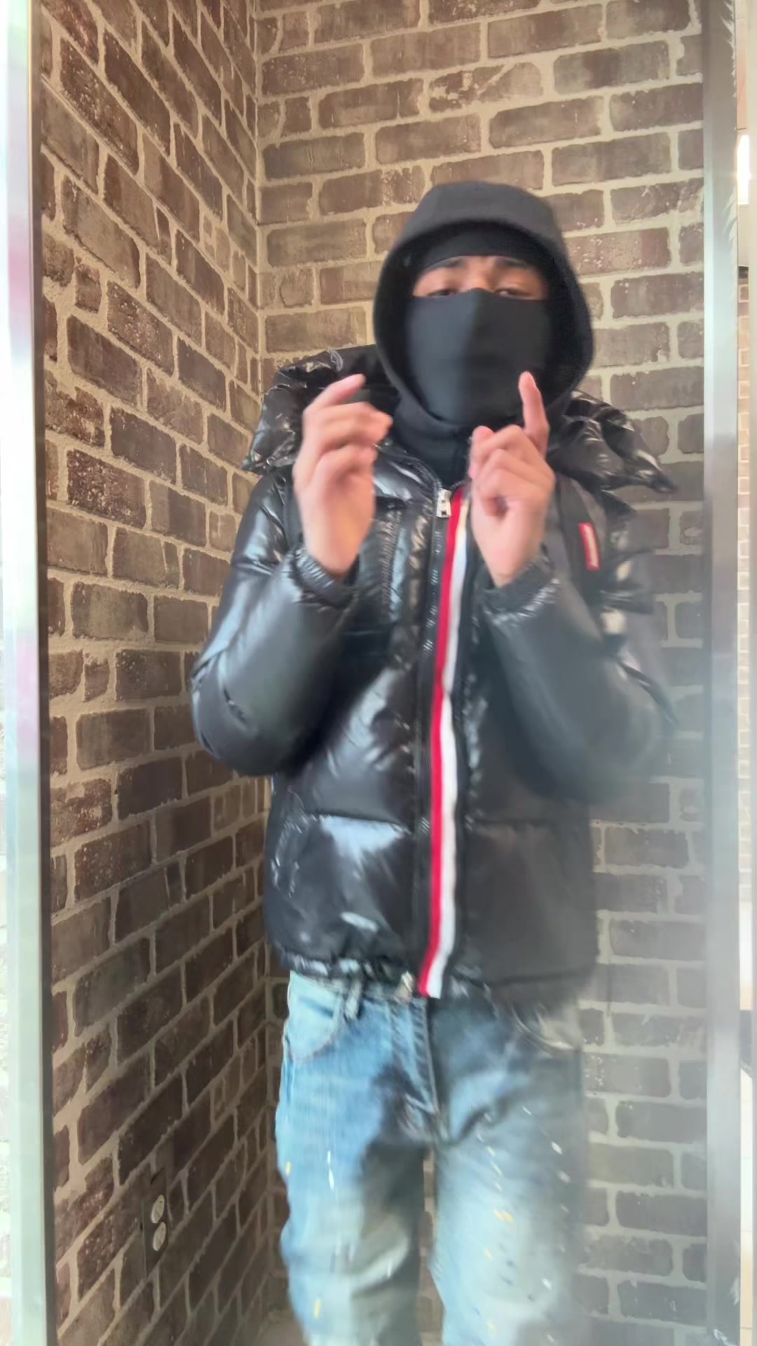 @𝔅𝔩𝔲𝔡𝔡𝔜_
