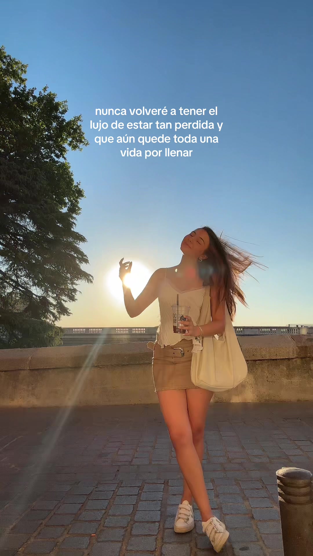 @adrianaleivaac