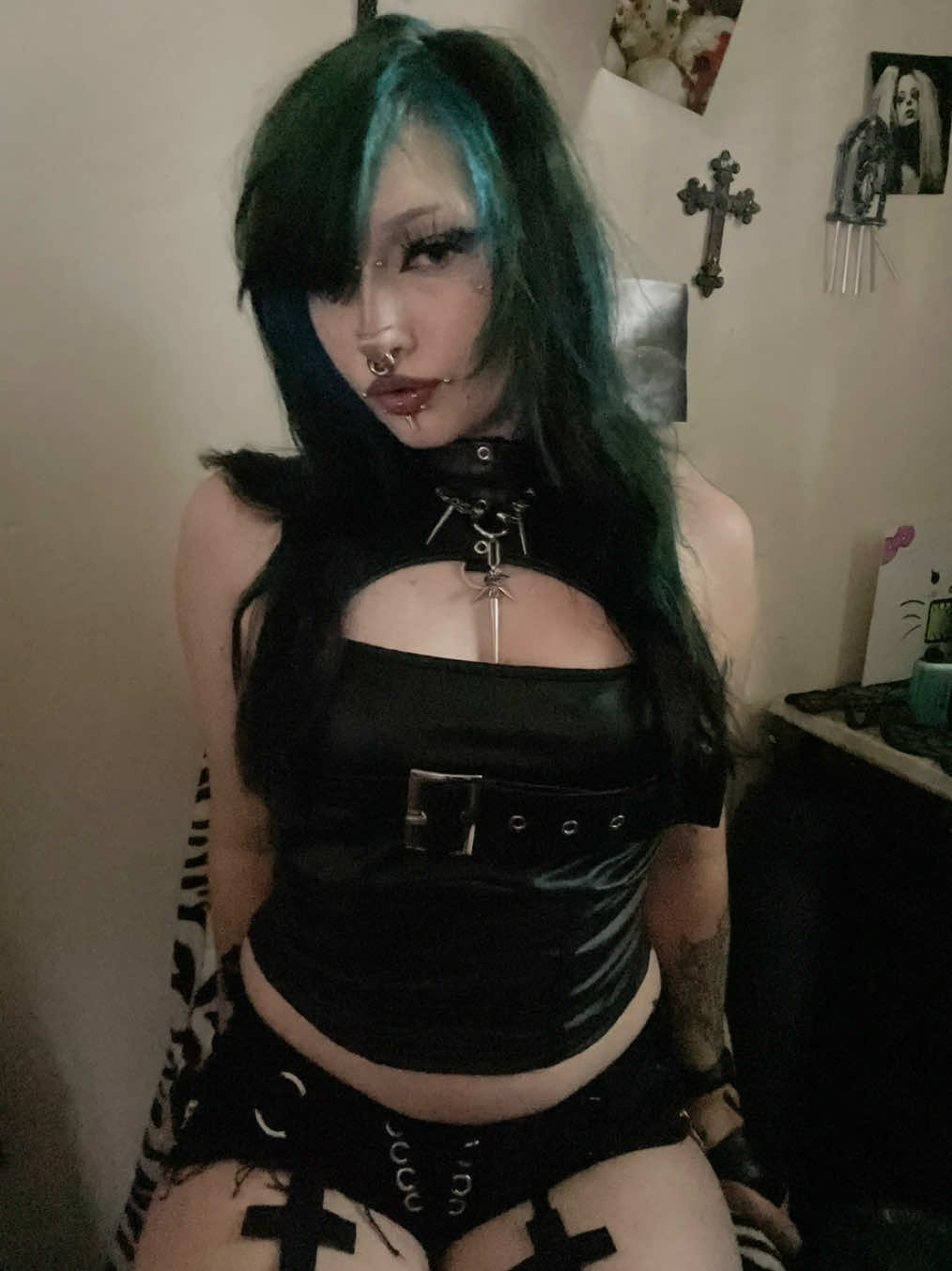 @Haily🗝️