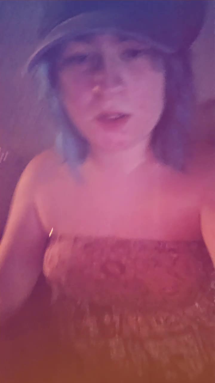 @HisWife