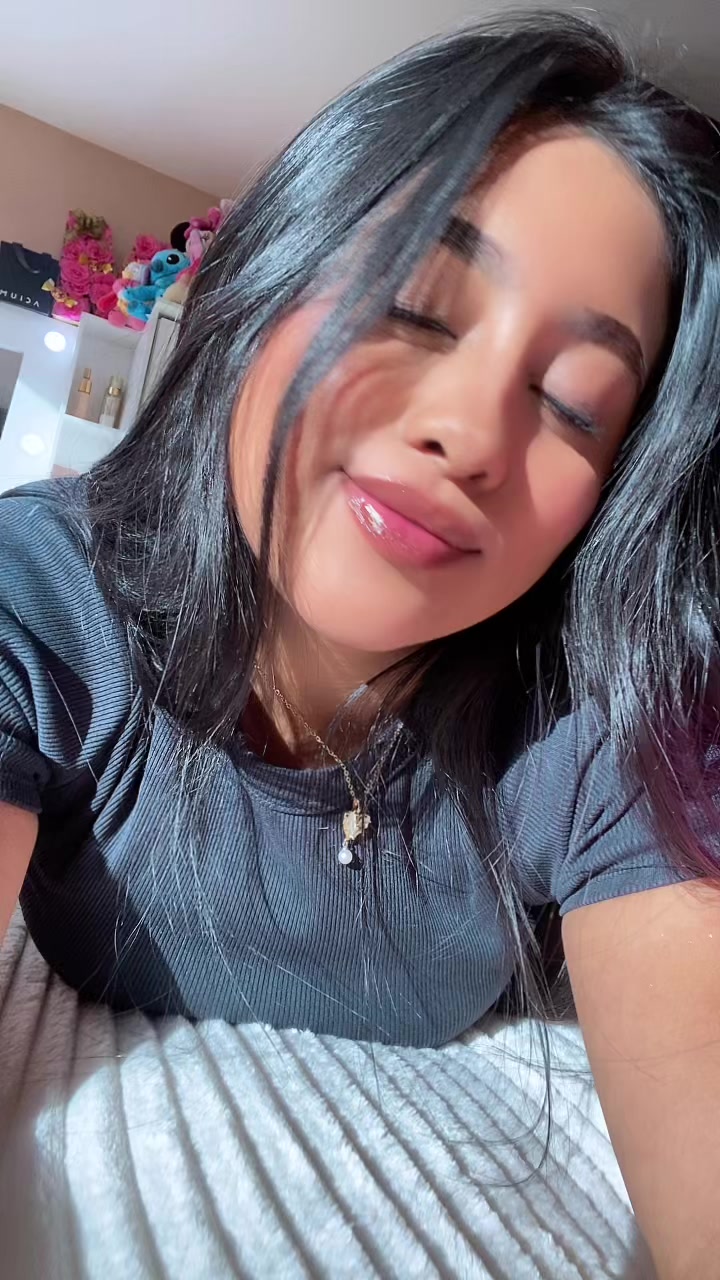 @𝑀𝐼𝐾𝐼 𝑇𝐸𝐹𝑌𝑆 👸