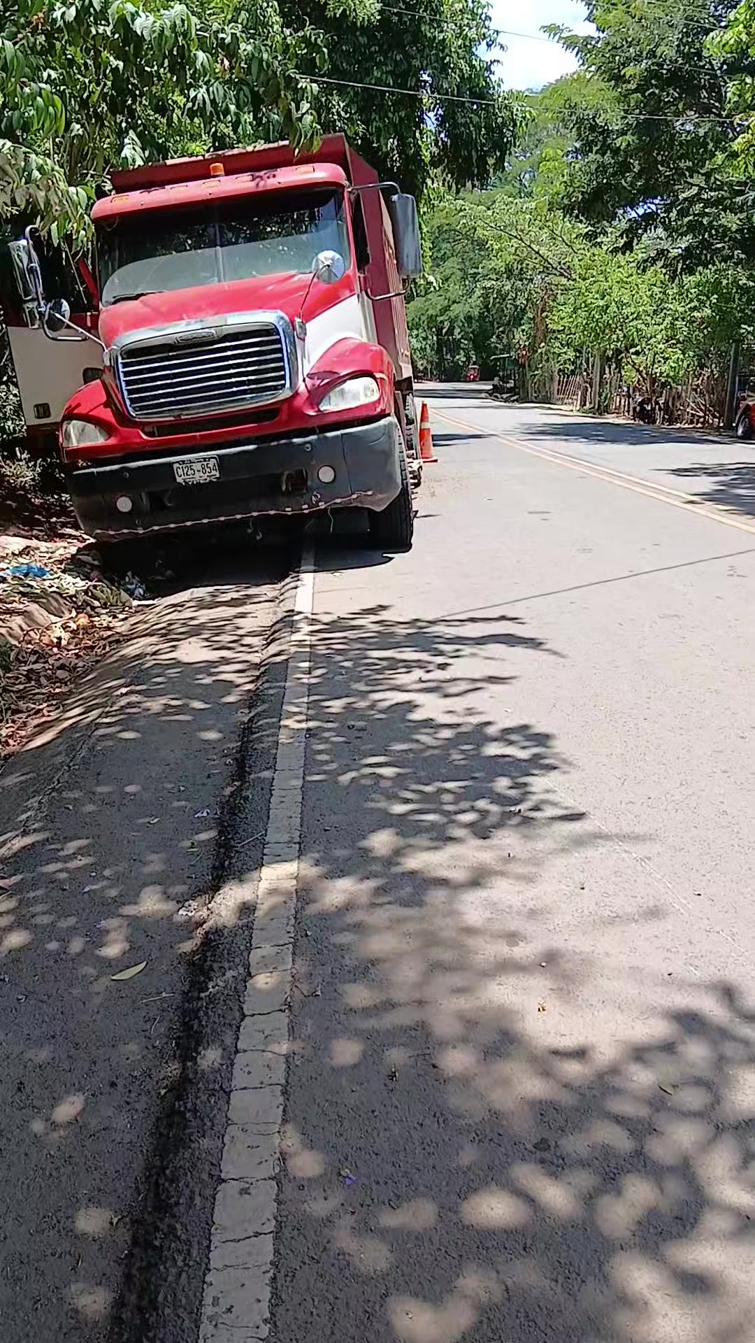 @😑 isai cabrera
